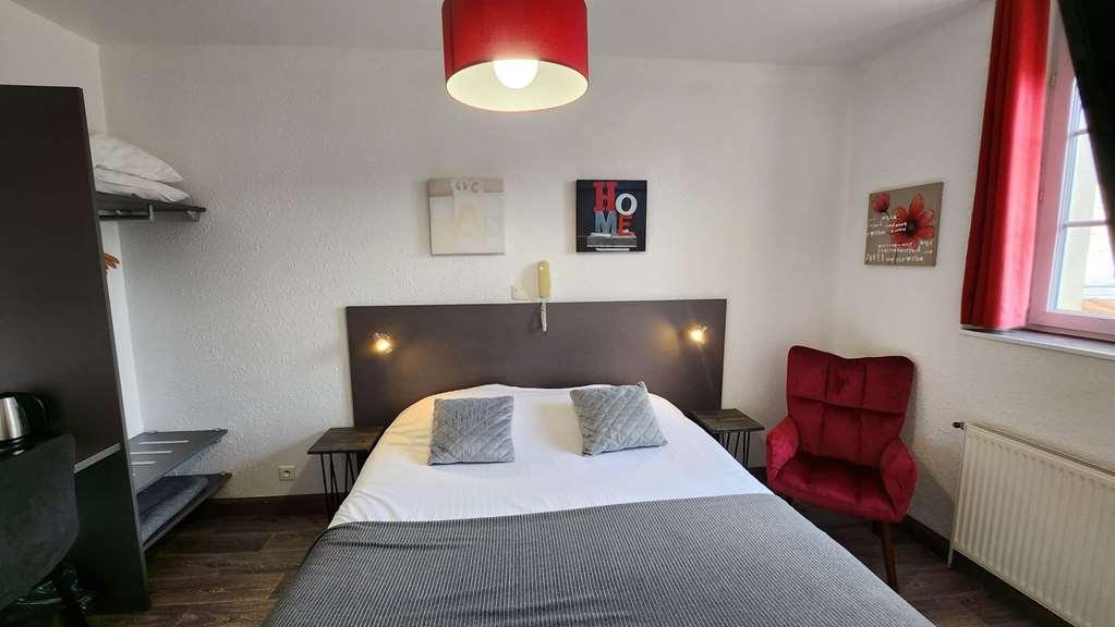Cit'Hotel Le Cheval Blanc Cognac Centre Habitación foto